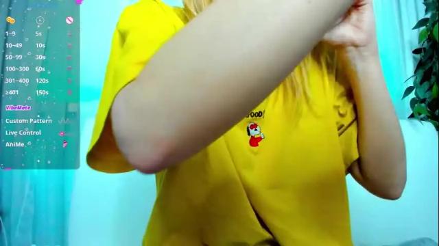 Image 3 of _mari_so Stream on Chaturbate on 20 days ago
