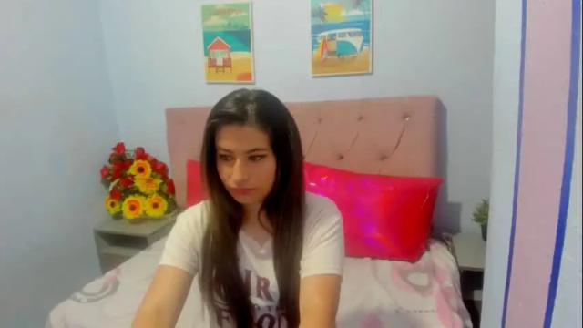 Image 3 of _mariana_1 Stream on Chaturbate on 16 months ago