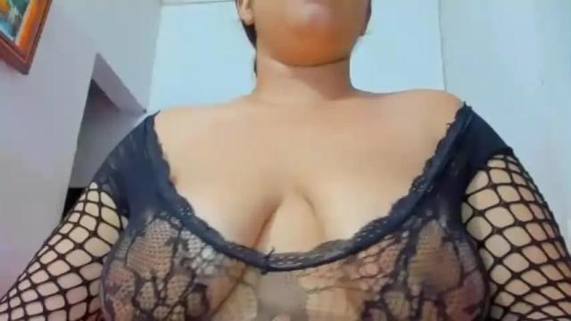 Image 2 of _mariangorgeuss Stream on Chaturbate on 17 months ago