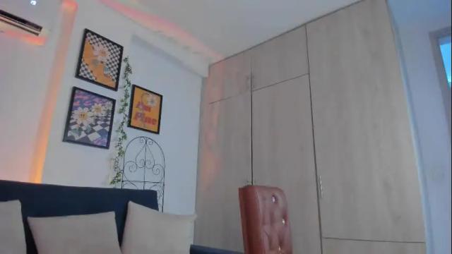 Image 3 of _marr_ Stream on Chaturbate on 1 month ago
