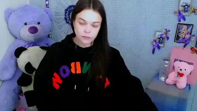 Image 3 of _megan_m Stream on Chaturbate on 13 months ago