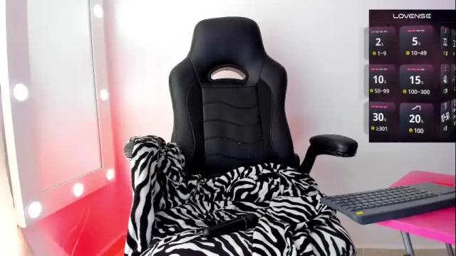 Image 11 of _megganjobs Stream on Chaturbate on 1 month ago