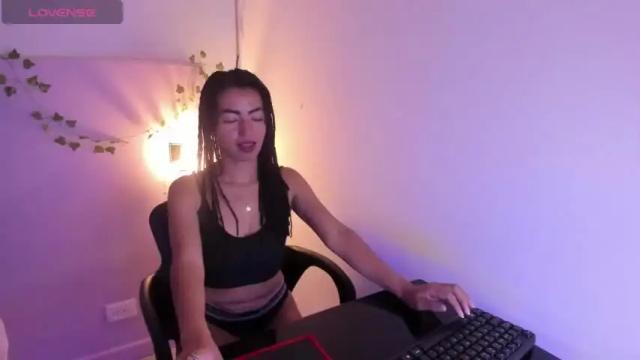 Image 7 of _mia_94 Stream on Chaturbate on 16 months ago