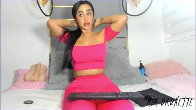 Image 2 of _mia_brunette_ Stream on Chaturbate on 1 day ago