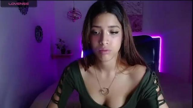 Image 12 of _mia_isa Stream on Chaturbate on 14 months ago