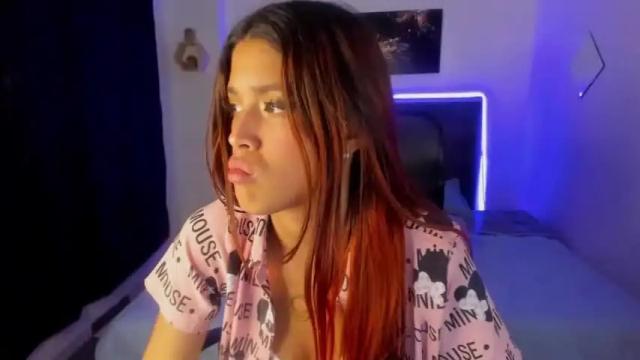 Image 4 of _mia_isa Stream on Chaturbate on 18 months ago