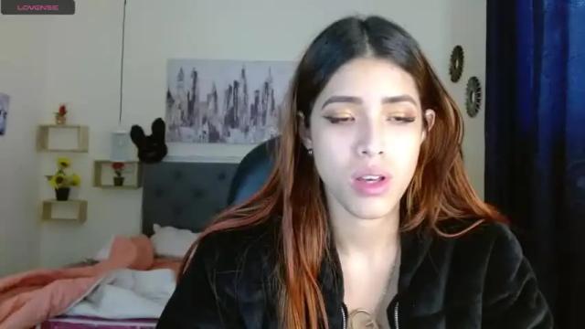 Image 12 of _mia_isa Stream on Chaturbate on 18 months ago
