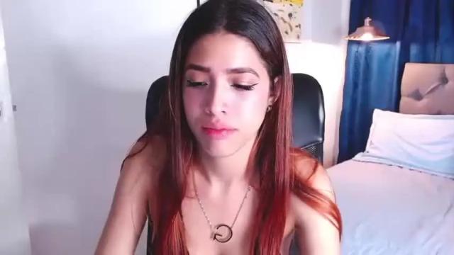 Image 3 of _mia_isa Stream on Chaturbate on 14 months ago