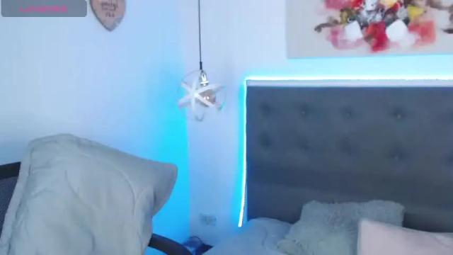 Image 2 of _mia_isa Stream on Chaturbate on 18 months ago