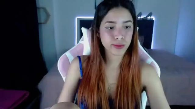 Image 2 of _mia_isa Stream on Chaturbate on 17 months ago