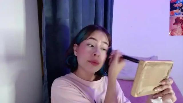 Image 3 of _michellesz Stream on Chaturbate on 17 months ago