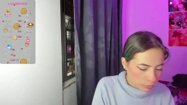 Image 8 of _michellesz Stream on Chaturbate on 16 months ago