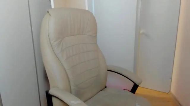 Image 4 of _miiia Stream on Chaturbate on 17 months ago