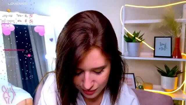 Image 3 of _mila__aa Stream on Chaturbate on 13 months ago