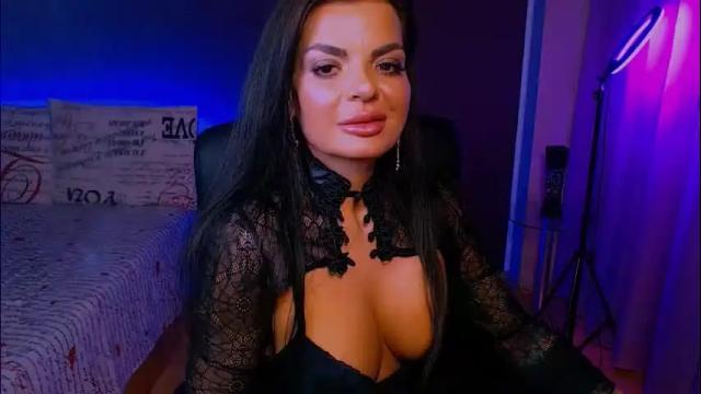Image 7 of _milani_ Stream on Chaturbate on 21 days ago