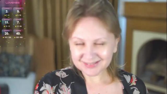 Image 3 of _million_dollarsmile Stream on Chaturbate on 1 month ago