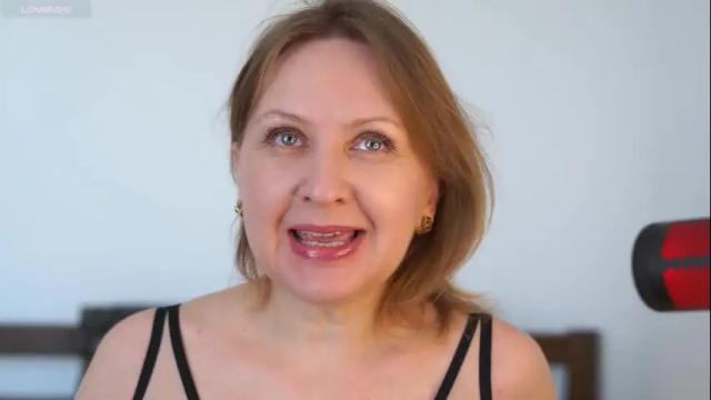 Image 4 of _million_dollarsmile Stream on Chaturbate on 28 days ago