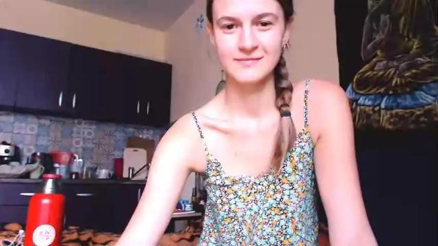 Image 2 of _minnie_boo_ Stream on Chaturbate on 17 months ago