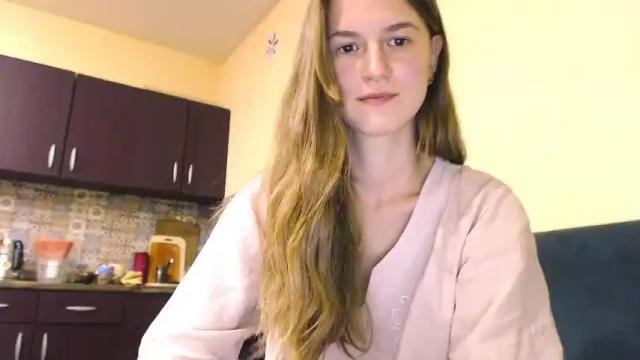 Image 10 of _minnie_boo_ Stream on Chaturbate on 17 months ago