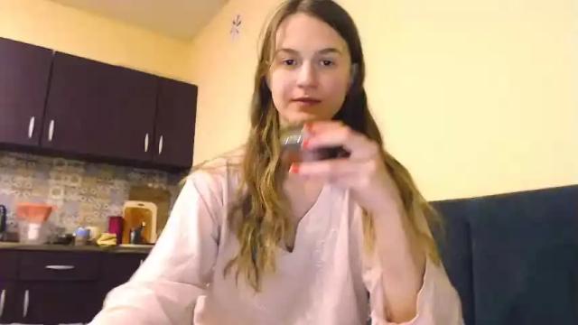 Image 2 of _minnie_boo_ Stream on Chaturbate on 17 months ago