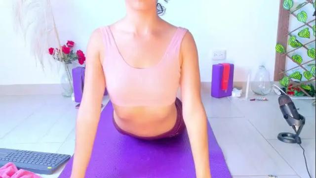 Image 8 of _miss_karoline Stream on Chaturbate on 11 days ago