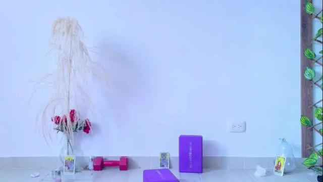 Image 3 of _miss_karoline Stream on Chaturbate on 4 days ago