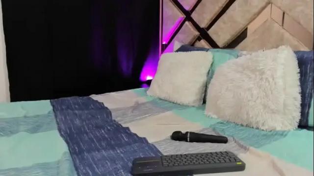 Image 4 of _miss_khloe Stream on Chaturbate on 1 month ago