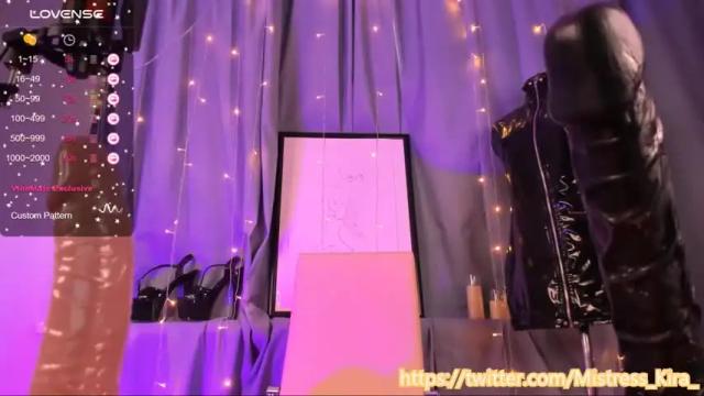 Image 4 of _miss_kira_ Stream on Chaturbate on 13 months ago