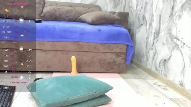 Image 6 of _miss_strawberry_ Stream on Chaturbate on 1 day ago