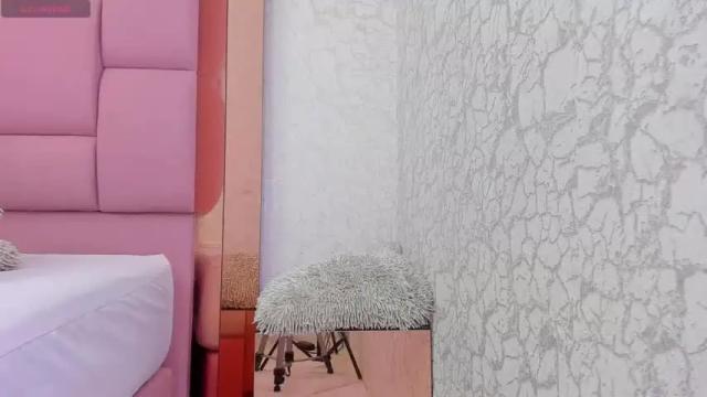 Image 10 of _molly_rosse_ Stream on Chaturbate on 12 months ago