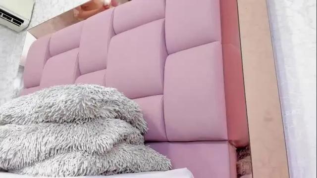 Image 8 of _molly_rosse_ Stream on Chaturbate on 17 days ago