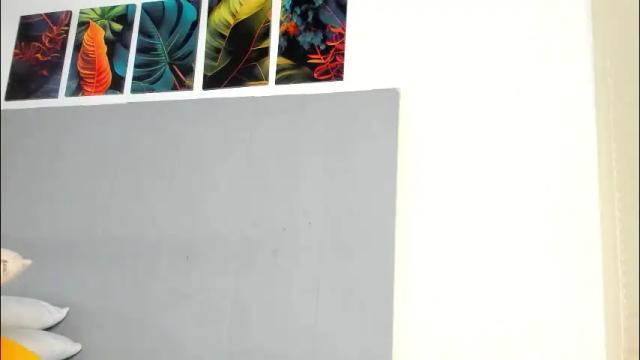 Image 4 of _molly_rosse_ Stream on Chaturbate on 1 month ago