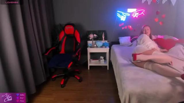 Image 6 of _monica_moor_ Stream on Chaturbate on 15 months ago