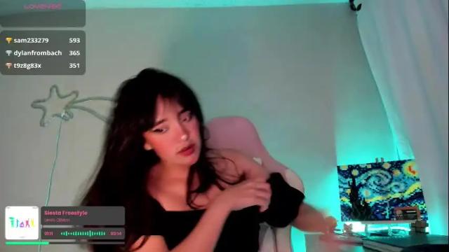 Image 6 of _moon_cake_ Stream on Chaturbate on 3 months ago