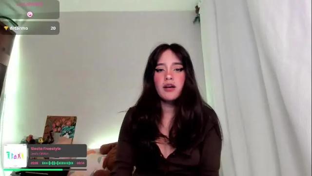 Image 6 of _moon_cake_ Stream on Chaturbate on 2 months ago