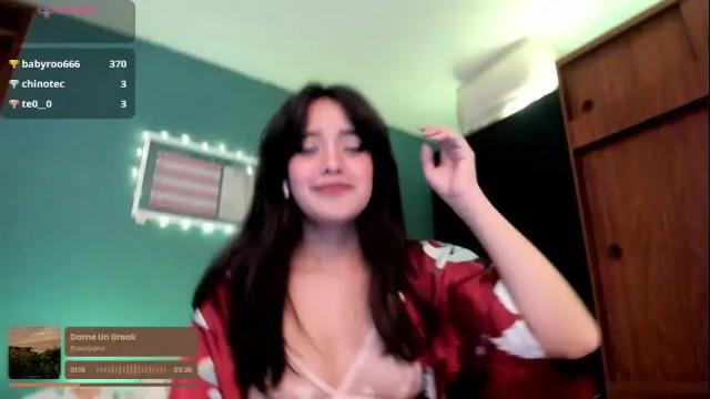 Image 12 of _moon_cake_ Stream on Chaturbate on 16 days ago