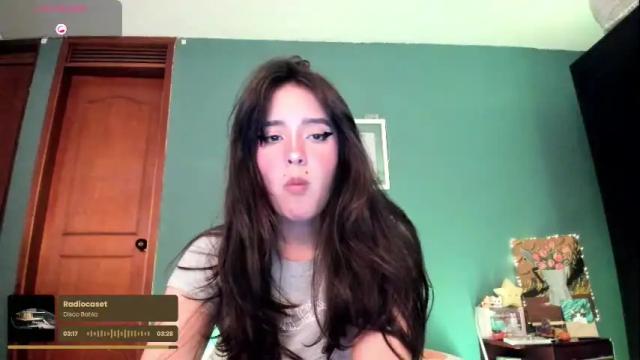 Image 3 of _moon_cake_ Stream on Chaturbate on 10 days ago