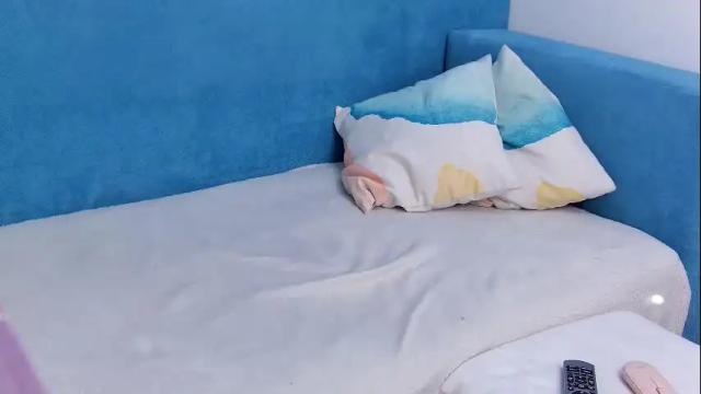 Image 2 of _mooncake Stream on Chaturbate on 13 days ago