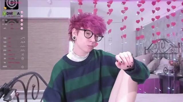 Image 2 of _moonlight_t Stream on Chaturbate on 15 months ago