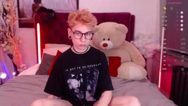 Thumbnail 1, _moonlight_t's Stream at Chaturbate, 13 months ago