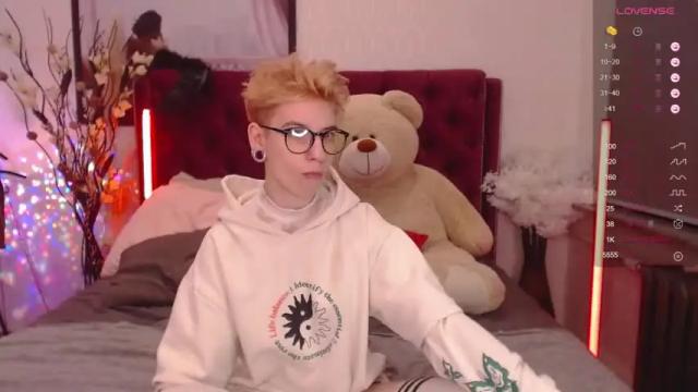 Image 3 of _moonlight_t Stream on Chaturbate on 13 months ago