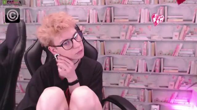 Image 12 of _moonlight_t Stream on Chaturbate on 13 months ago