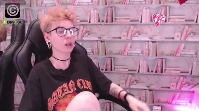 Image 3 of _moonlight_t Stream on Chaturbate on 13 months ago