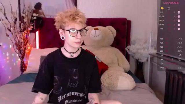 Image 3 of _moonlight_t Stream on Chaturbate on 13 months ago