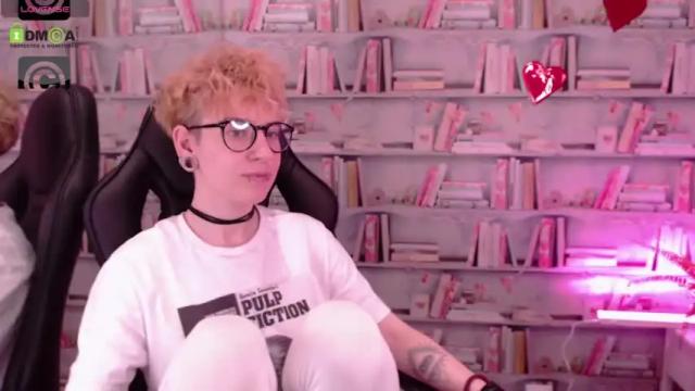 Image 2 of _moonlight_t Stream on Chaturbate on 13 months ago