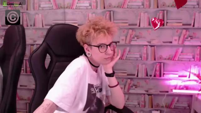 Image 6 of _moonlight_t Stream on Chaturbate on 13 months ago