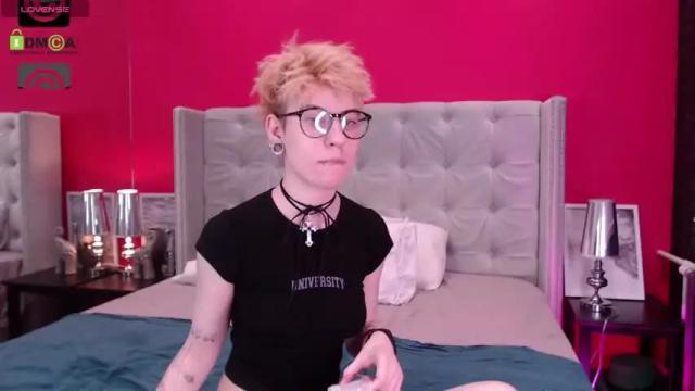 Image 2 of _moonlight_t Stream on Chaturbate on 12 months ago