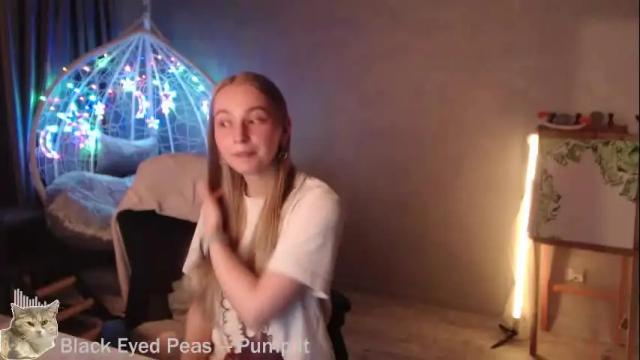 Image 11 of _mother_of_cats Stream on Chaturbate on 1 day ago