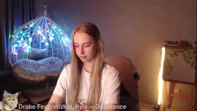 Image 7 of _mother_of_cats Stream on Chaturbate on 1 day ago