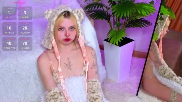 Image 4 of _muffinl Stream on Chaturbate on 1 month ago